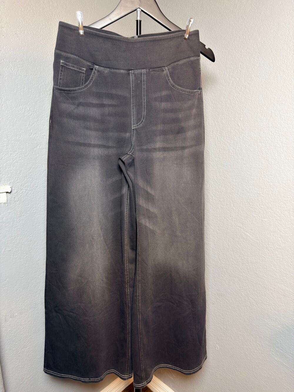 Halara Wide Leg Pull-On Jeans - Gray Wash, Size M Regular